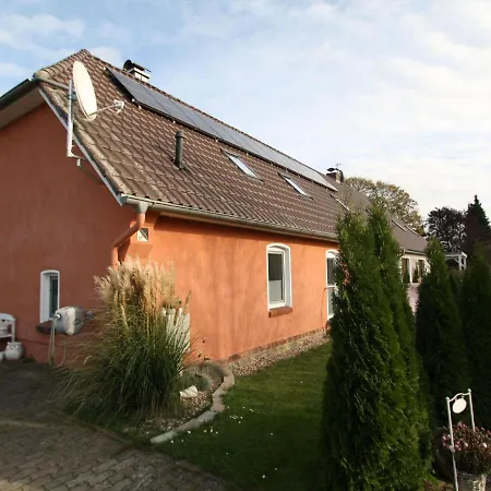 Charmante Mit Kamin In Zarchlin Apartment