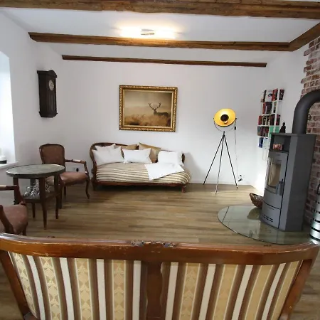 Charmante Mit Kamin In Zarchlin