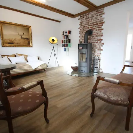 Apartment Charmante Mit Kamin In Zarchlin *