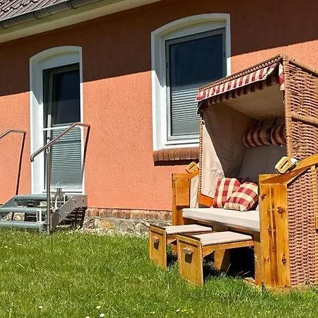 Apartment Charmante Mit Kamin In Zarchlin *